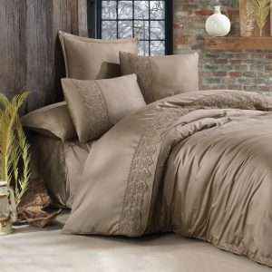 طقم لحاف عرايسي قطن ستان مطرز 8 قطع