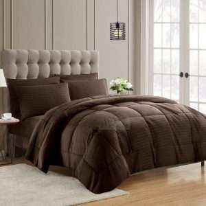 طقم لحاف فندقي مقلم