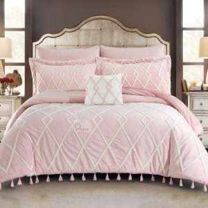 Velvet And Fur Winter Embroidered King 7pcs Set, Pink
