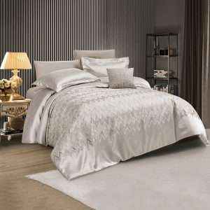 طقم لحاف فاخر من الجاكار مجوز 7 قطع