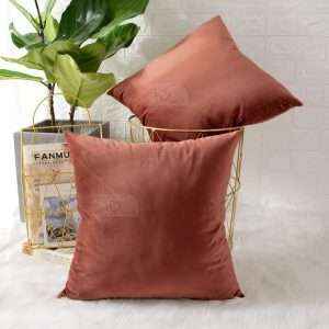 وجه مخدة مخمل