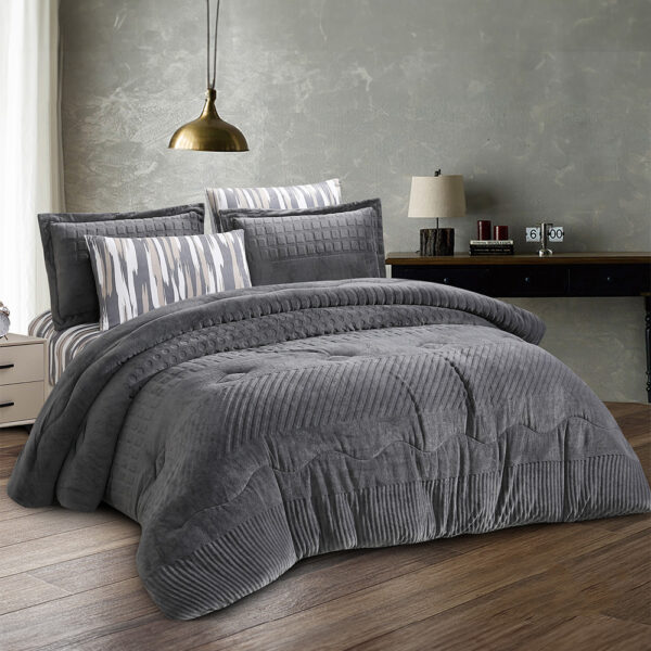 Fur Winter Comforter King Size 6 PCS, Dark Gray - طقم لحاف شتوي فرو محفر مجوز 6 قطع، رمادي