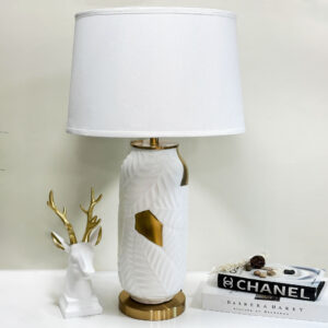 Ceramic Table Lamp 72 cm Hight مصباح طاولة تيبل لامب