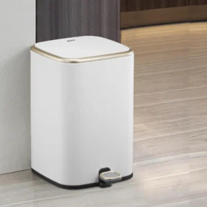 EKO® Cubo Step Bin 9L Matt White